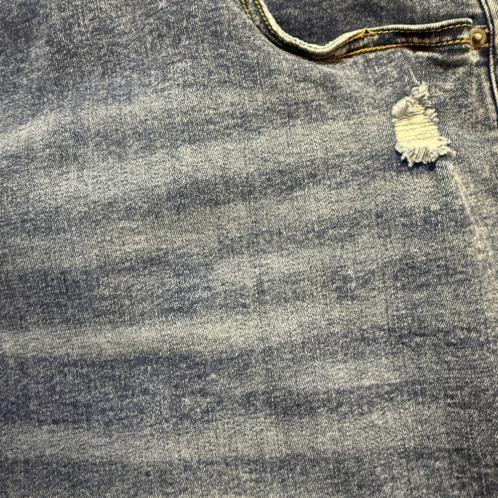 Terra & Sky Women's Denim Blue Jean Shorts - Picture 8 of 11